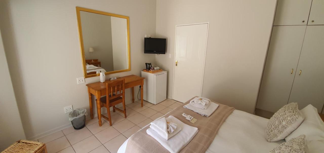 Acacia Westdene B&B Bloemfontein Exterior foto